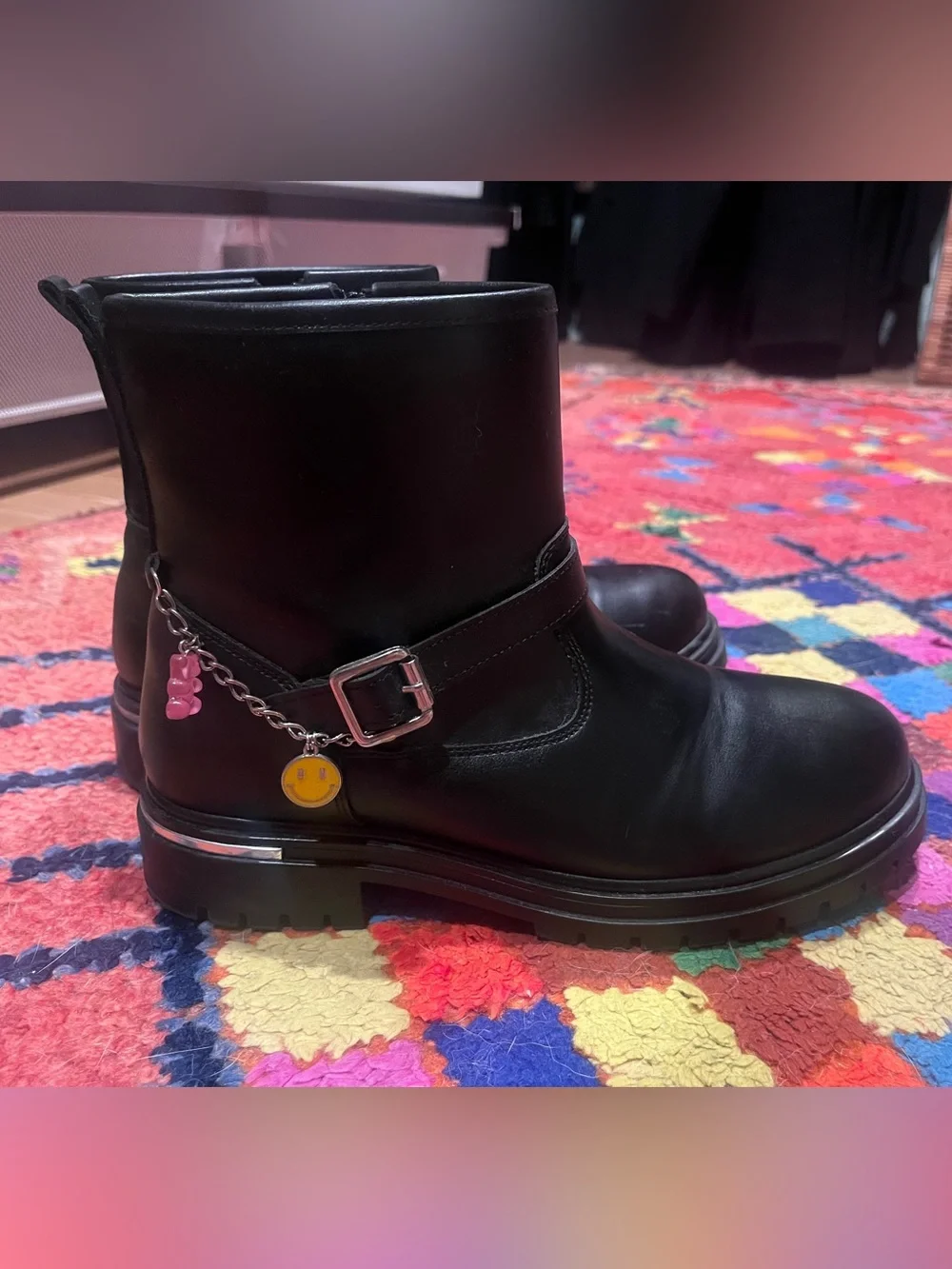 Steve Madden Kids Brendah Black Leather Buckle Ankle Boots with Charm Chain
